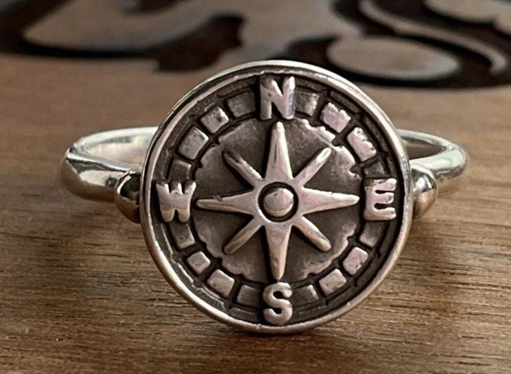 Retired James Avery Sterling Silver Life’s Journey Compass Ring Size 8